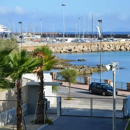 Ξενοδοχείο με διαμερίσματα Boutique Lungomare