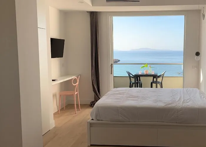 Apart Otel Boutique Lungomare 3*